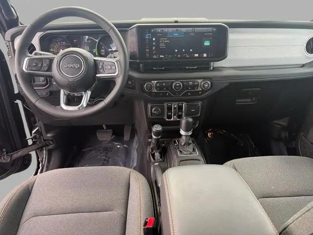 2025 Jeep Wrangler 4xe Sahara 4xe