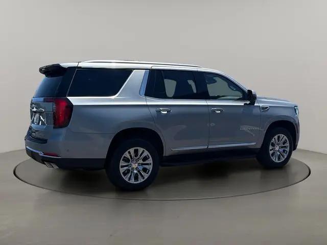 2025 GMC Yukon 4WD Denali