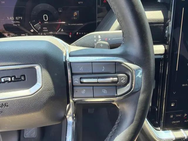 2025 GMC Yukon 4WD Denali