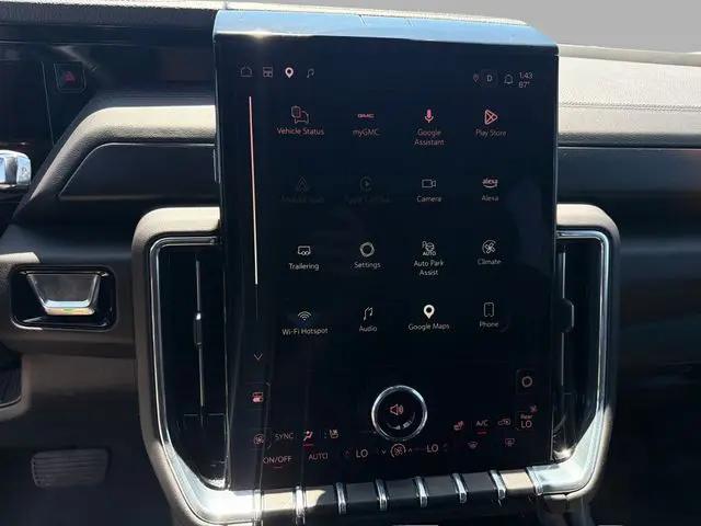2025 GMC Yukon 4WD Denali