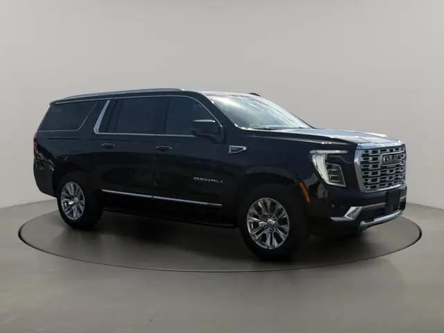 2025 GMC Yukon XL 4WD Denali