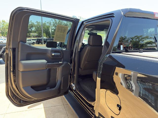2022 Chevrolet Silverado 1500 4WD Crew Cab Short Bed LTZ