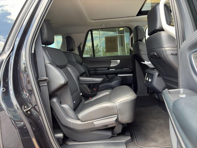 2025 Ford Expedition Platinum MAX