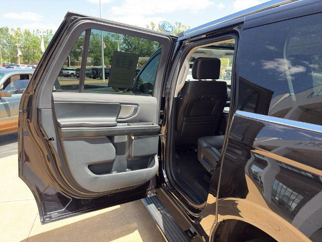 2025 Ford Expedition Platinum MAX