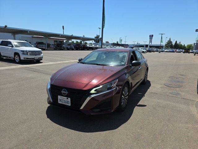 2024 Nissan Altima SV FWD