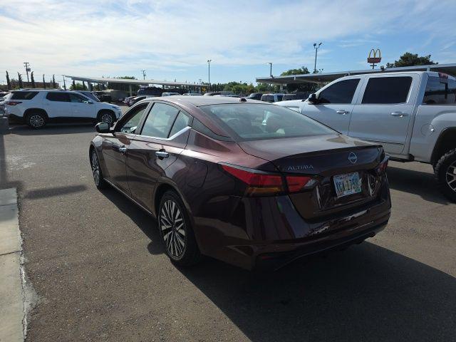 2024 Nissan Altima SV FWD