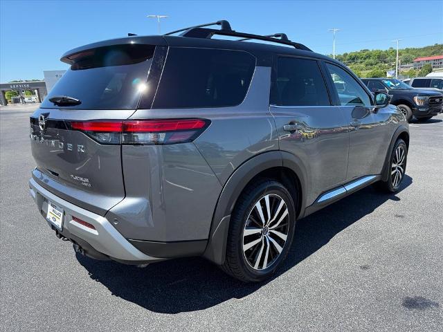 2024 Nissan Pathfinder Platinum 4WD