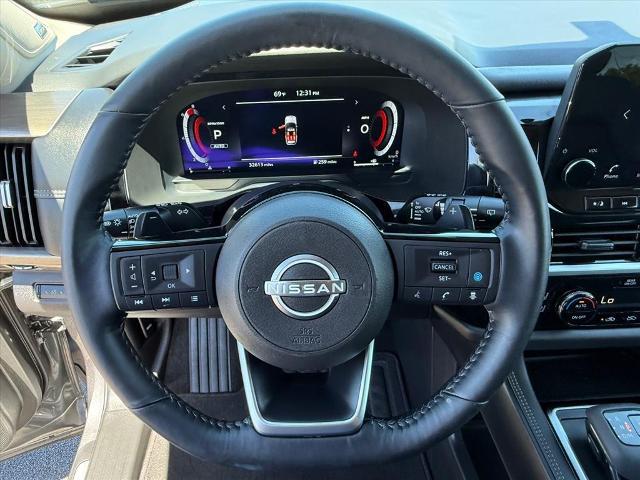 2024 Nissan Pathfinder Platinum 4WD