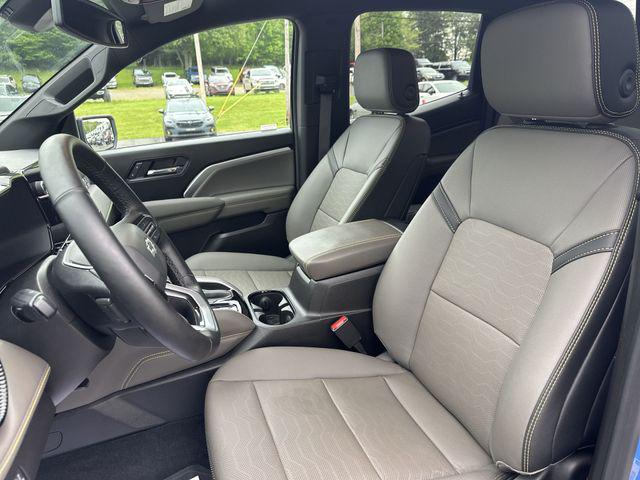 2025 Chevrolet Colorado 4WD ZR2