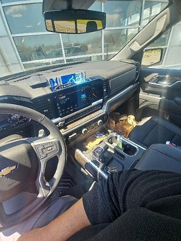 2025 Chevrolet Silverado 1500 4WD Crew Cab Standard Bed LT