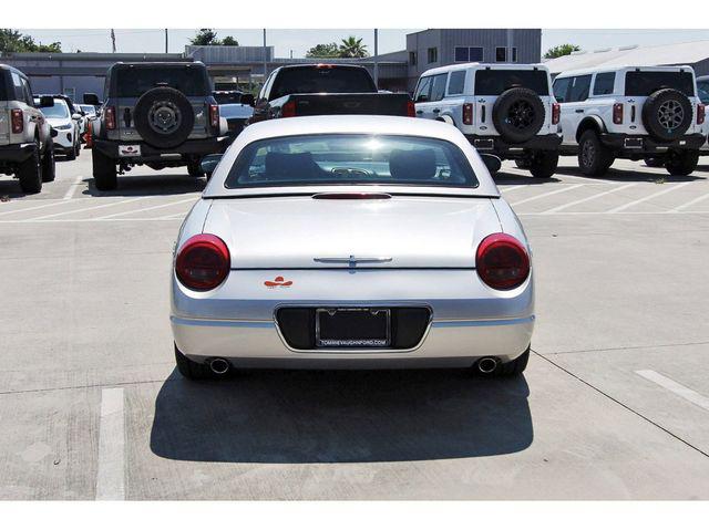 2004 Ford Thunderbird Base
