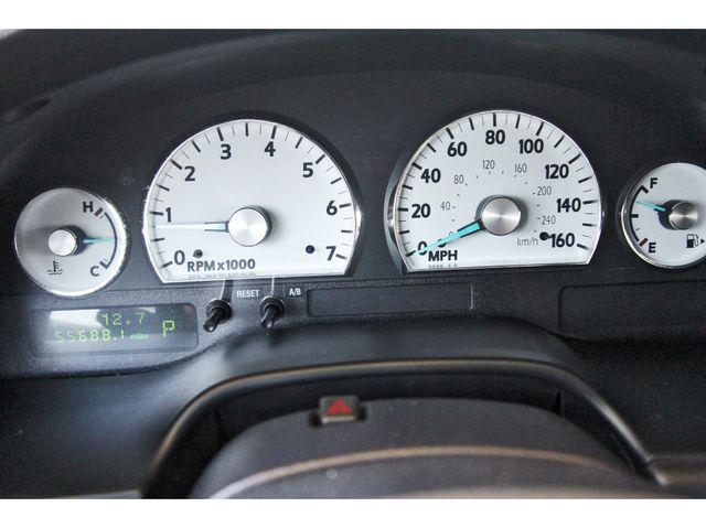 2004 Ford Thunderbird Base