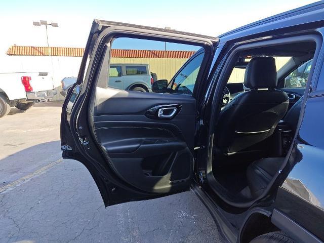 2022 Jeep Compass Altitude FWD