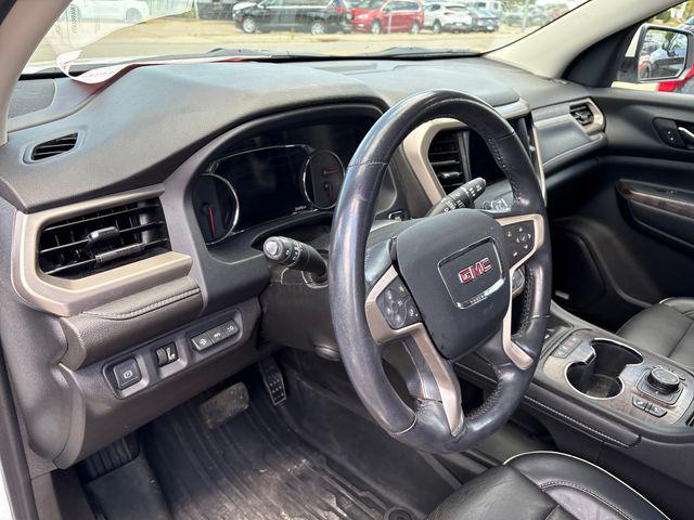 2022 GMC Acadia AWD Denali