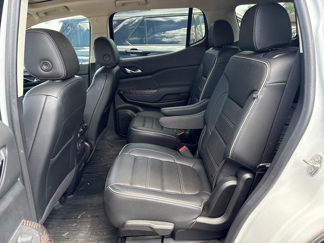 2022 GMC Acadia AWD Denali