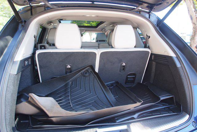 2023 Acura MDX Advance Package