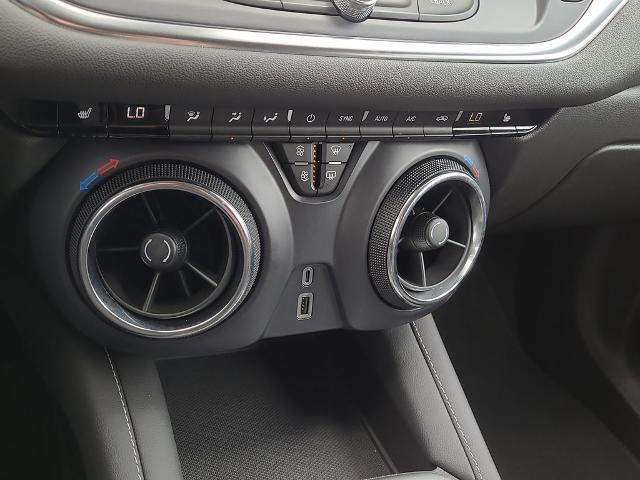 2025 Chevrolet Blazer AWD 2LT