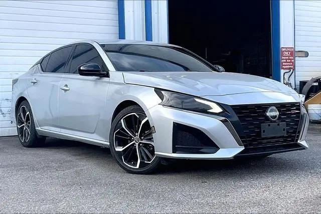 2023 Nissan Altima SR FWD for sale in Olive Branch, MS