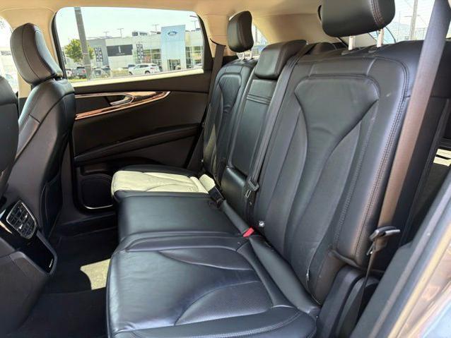 2021 Lincoln Nautilus Standard