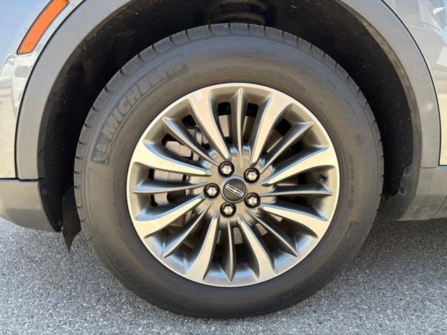 2021 Lincoln Nautilus Standard