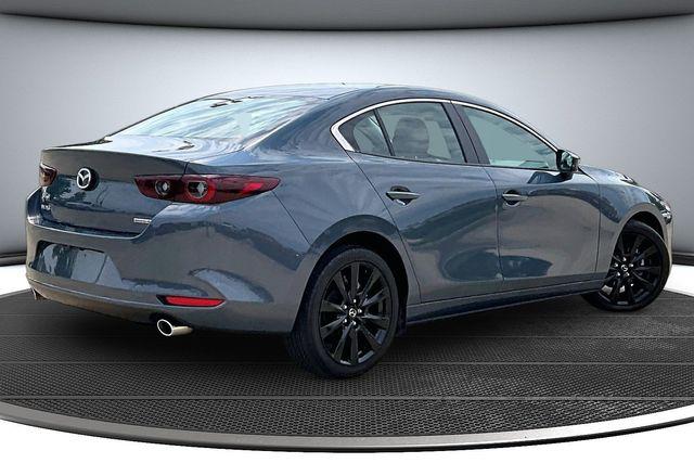 2023 Mazda Mazda3 2.5 S Carbon Edition