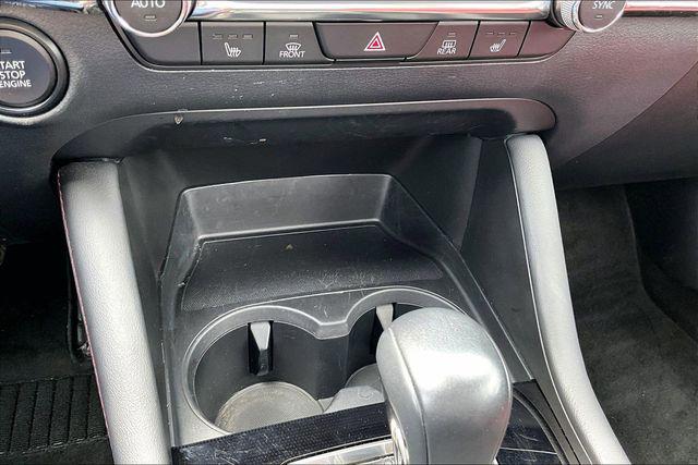 2023 Mazda Mazda3 2.5 S Carbon Edition