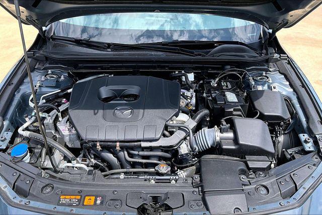 2023 Mazda Mazda3 2.5 S Carbon Edition