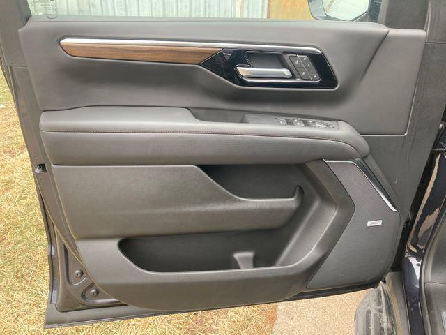 2025 Chevrolet Tahoe 4WD High Country