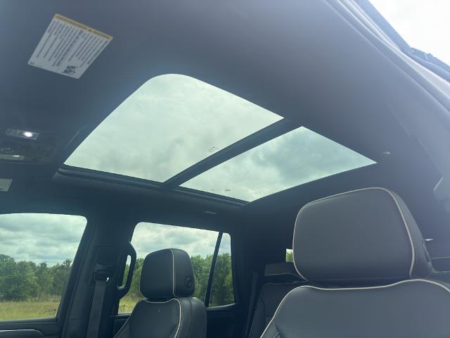 2023 GMC Yukon 4WD SLT
