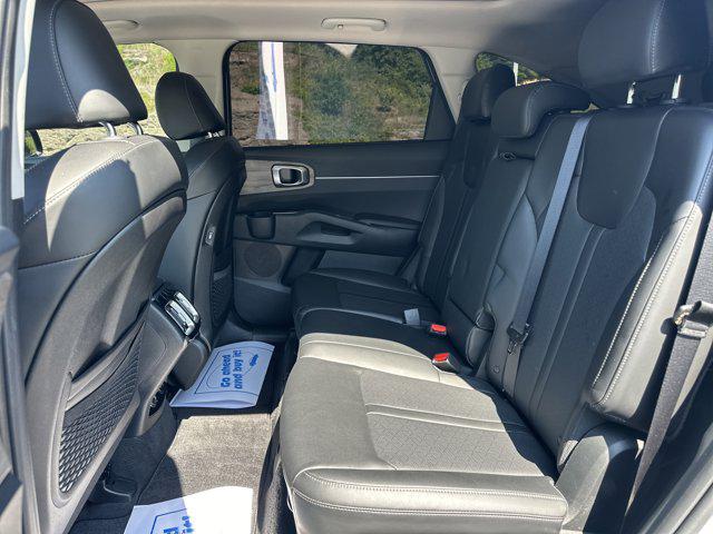 2023 Kia Sorento X-Line S
