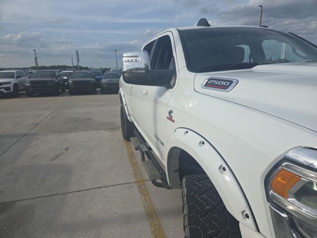 2023 Ram 2500 Laramie Crew Cab 4x4 6'4" Box