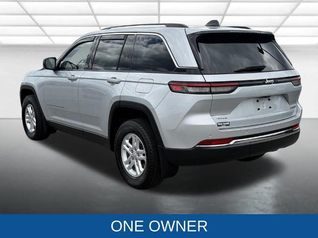 2022 Jeep Grand Cherokee Laredo 4x4