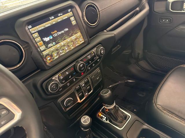 2023 Jeep Gladiator Overland