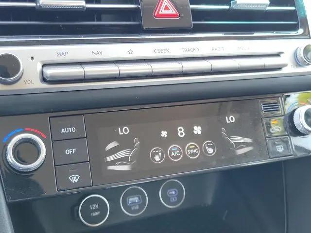 2026 Genesis G70 2.5T RWD