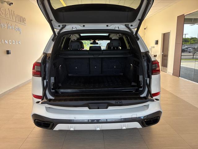 2020 BMW X5 M50i