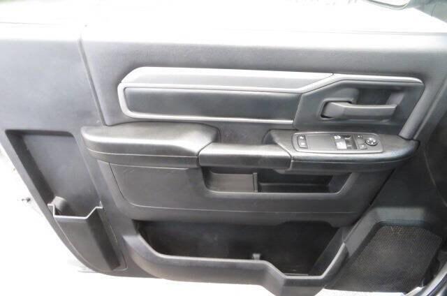 2021 Ram 3500 Tradesman Regular Cab 4x4 8' Box