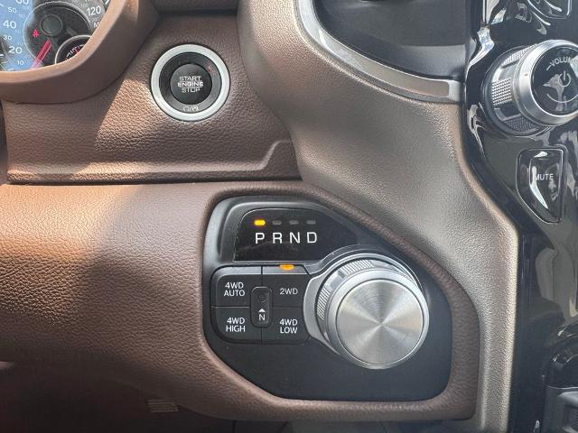 2019 Ram 1500 Laramie Crew Cab 4x4 5'7" Box