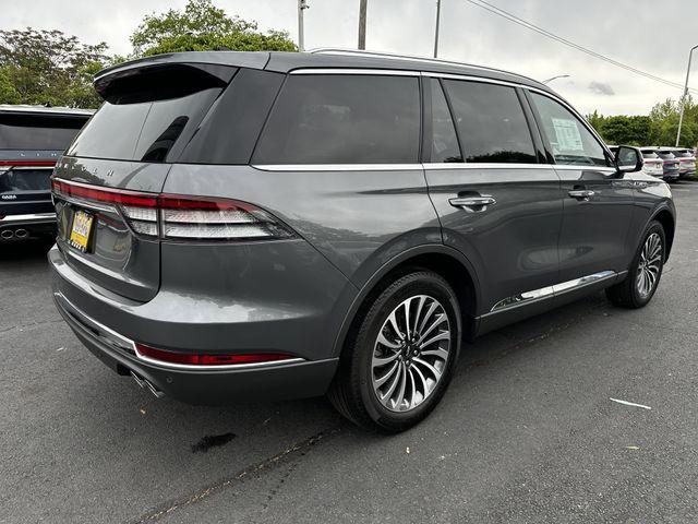 2024 Lincoln Aviator Premiere