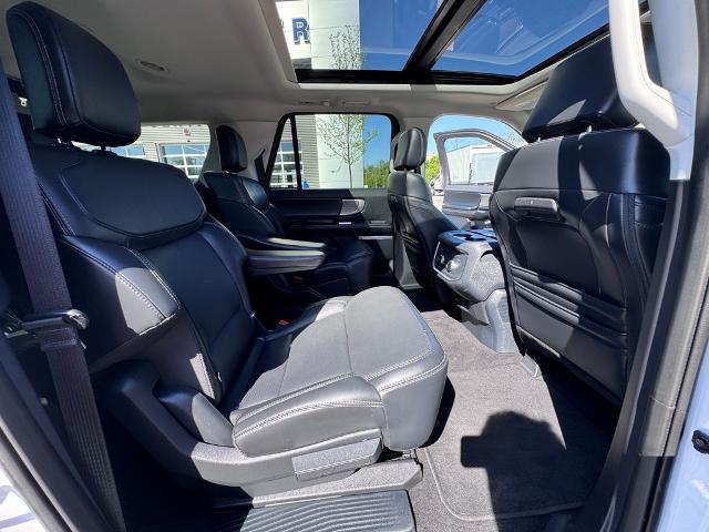 2025 Ford Expedition Platinum MAX