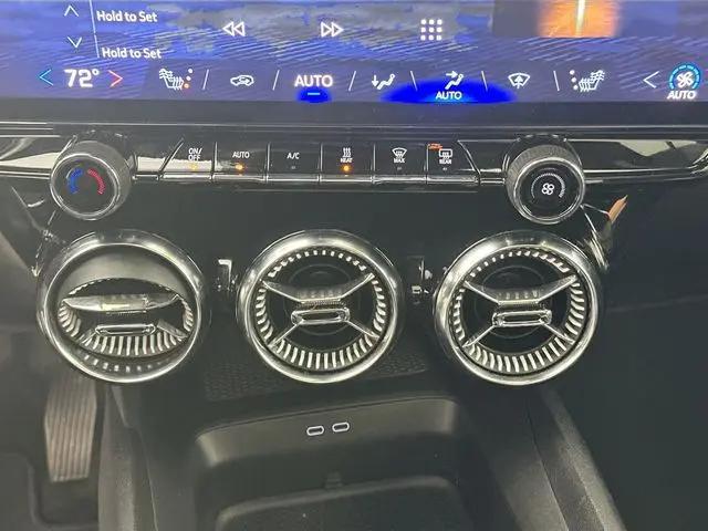 2024 Chevrolet V Blazer eAWD 2LT
