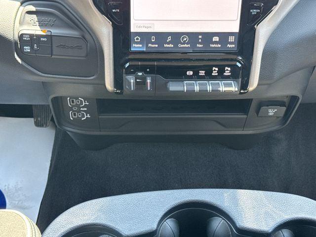 2024 Ram 2500 Laramie Crew Cab 4x4 6'4" Box