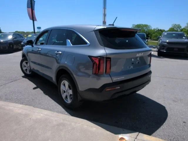 2023 Kia Sorento LX