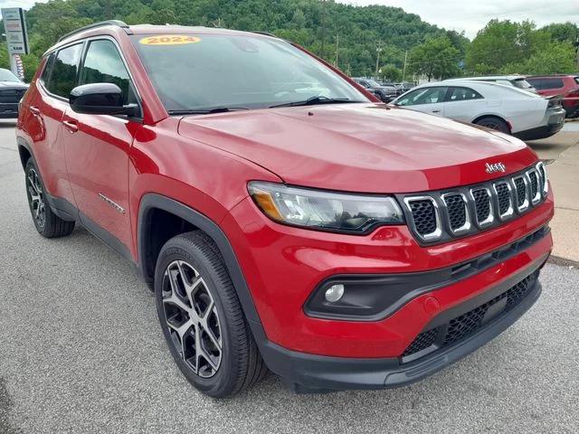 2024 Jeep Compass Latitude 4x4 2024 Jeep Compass Latitude 4x4