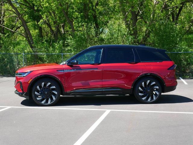 2025 Lincoln Nautilus Reserve