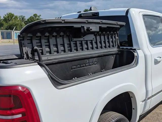 2025 Ram 1500 Tungsten Crew Cab 4x4 5'7" Box