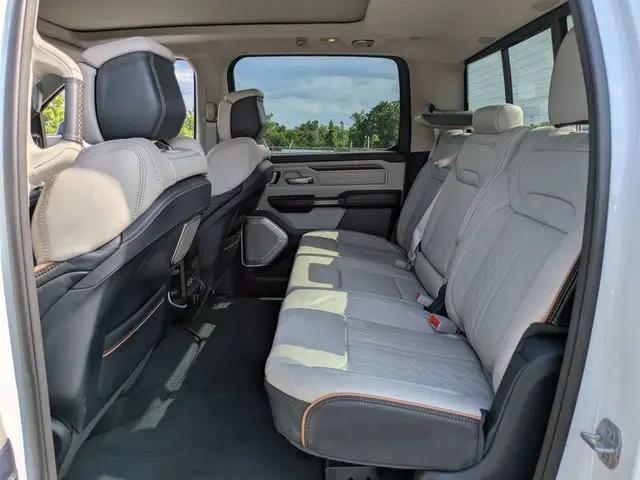 2025 Ram 1500 Tungsten Crew Cab 4x4 5'7" Box