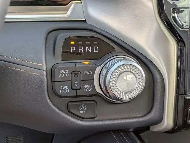 2025 Ram 1500 Tungsten Crew Cab 4x4 5'7" Box