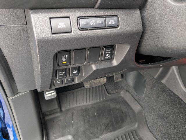 2024 Nissan Frontier Crew Cab PRO-4X 4x4