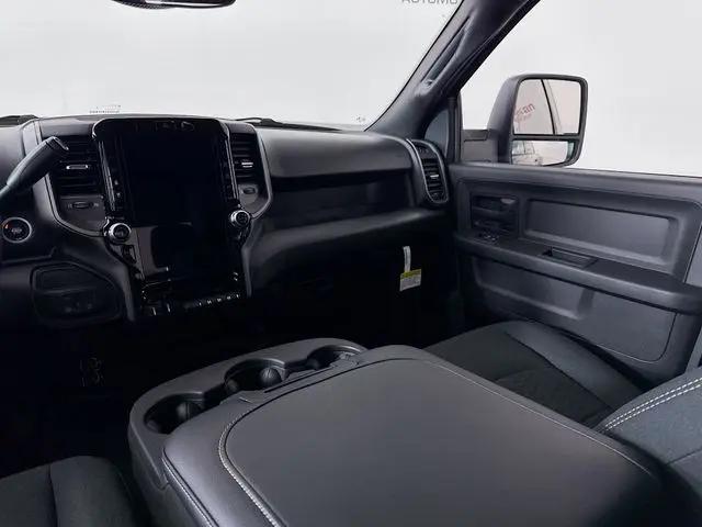 2026 Ram 3500 Tradesman Crew Cab 4x4 8' Box