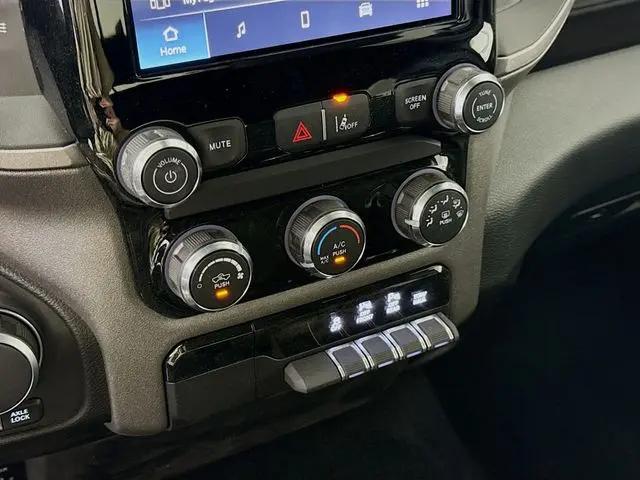 2026 Ram 1500 Warlock Crew Cab 4x4 57 Box